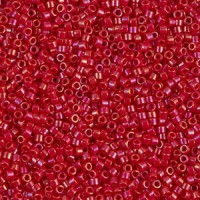 Miyuki delica Perlen 15/0 - Opaque red luster DBS-214